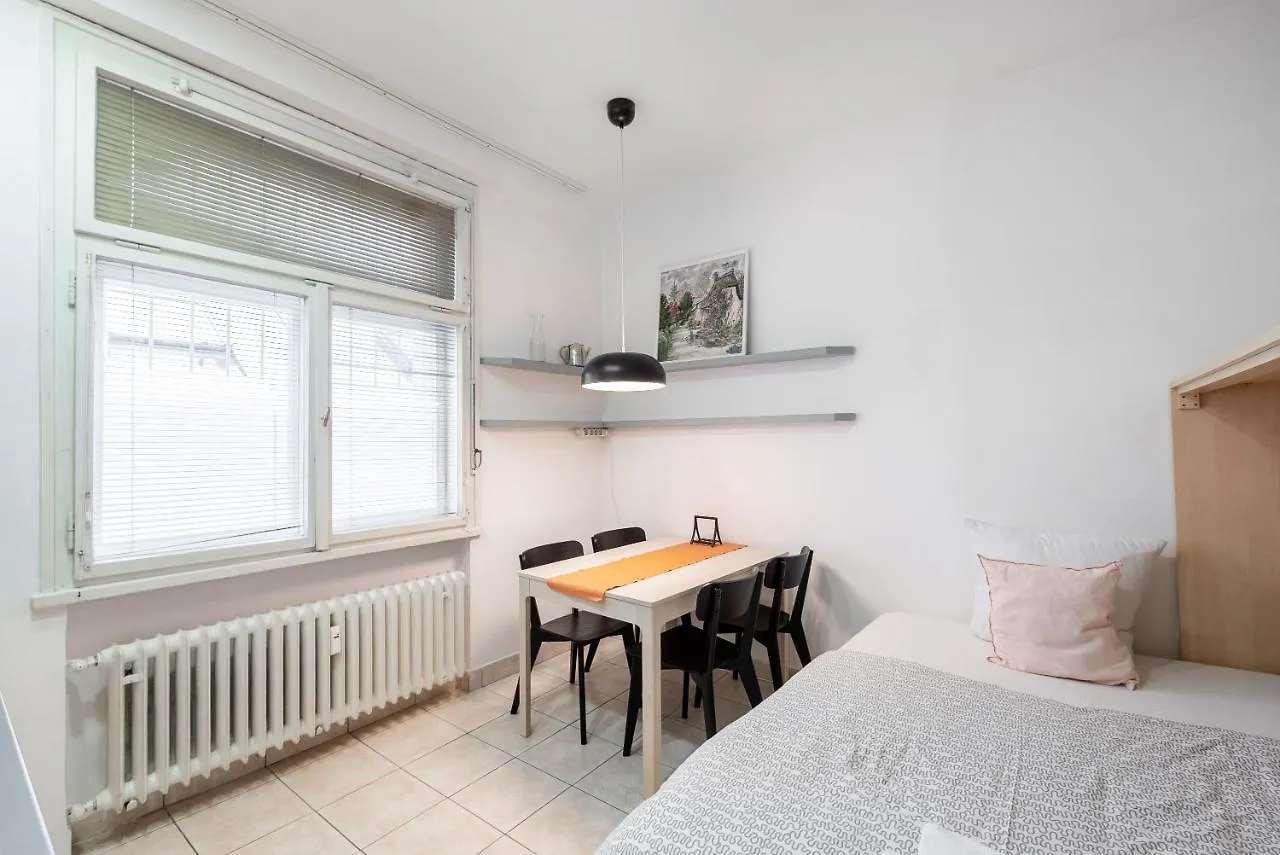Lotus Apartment Прага