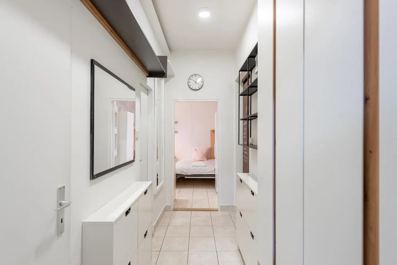 Lotus Apartment Прага