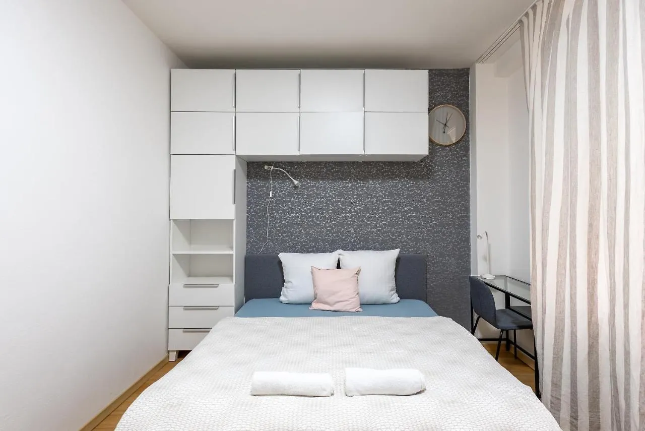 Lotus Apartment Прага 0*,  Чехия